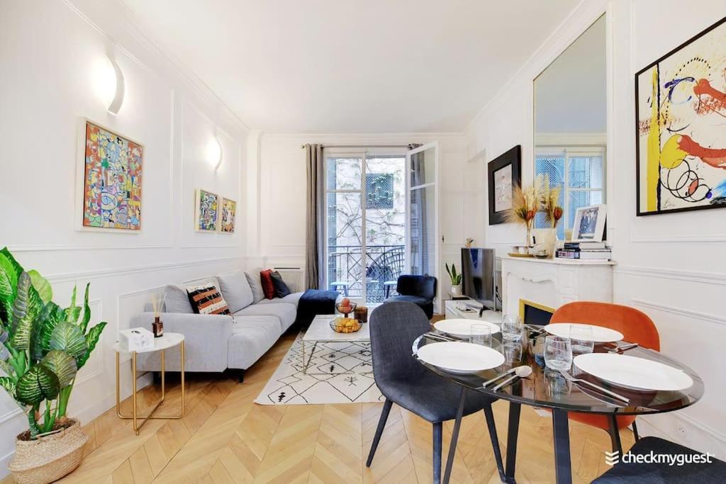 Luxury 4pers George V Paris